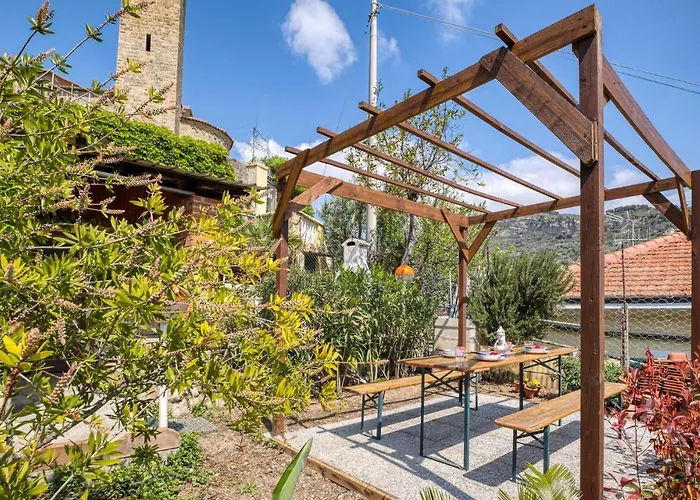3 Bedroom Stunning Home In Ventimiglia